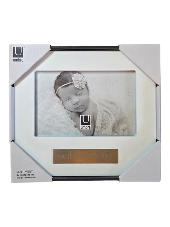 Umbra Other - Umbra White Photo Frame with Gold Accent Plaque